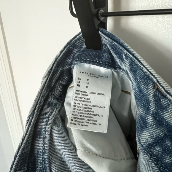 American Eagle Curvy Mom Short - Picture 5 of 6